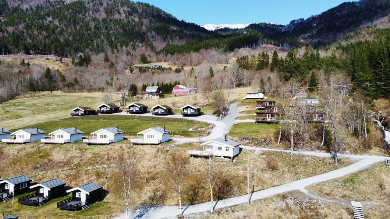 Gjerdset Turistsenter Holiday home Isfjorden