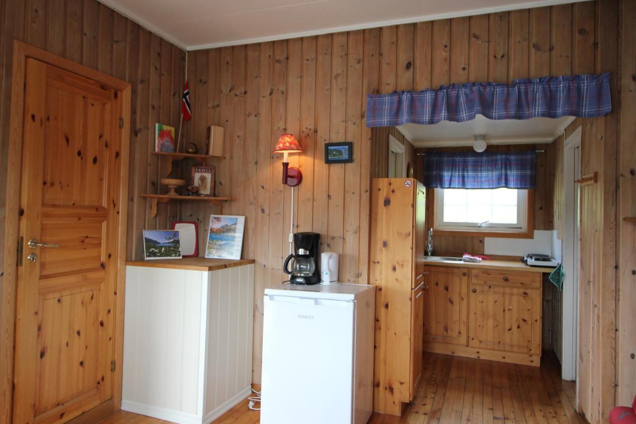 Gjerdset Turistsenter Holiday home Isfjorden