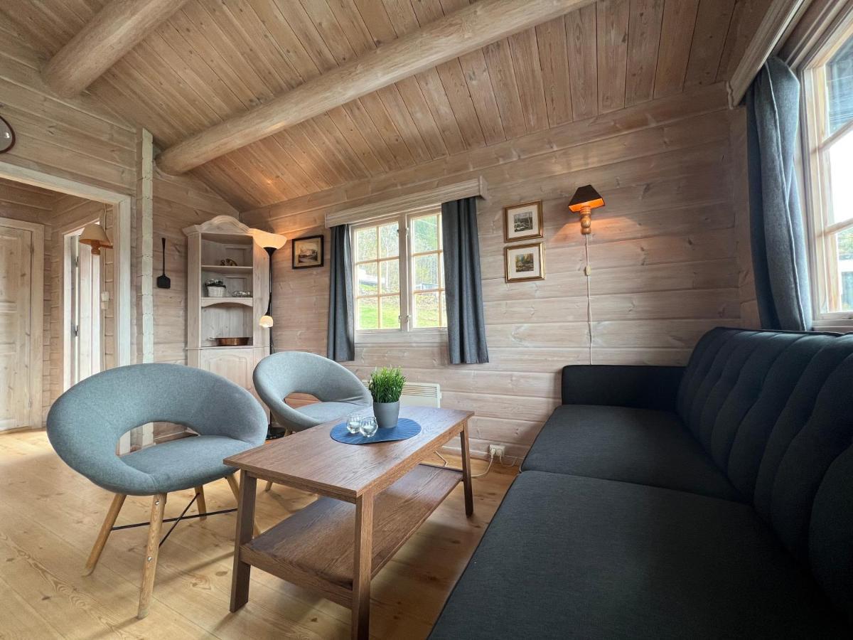 Gjerdset Turistsenter Holiday home Isfjorden